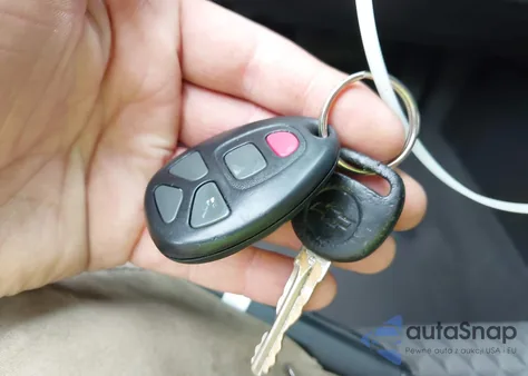 2007 Chevrolet Malibu Maxx Lt from USA, damaged, VIN 1G1ZT68N57F261268